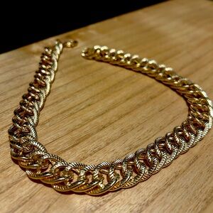 Princess Polly gold  necklace